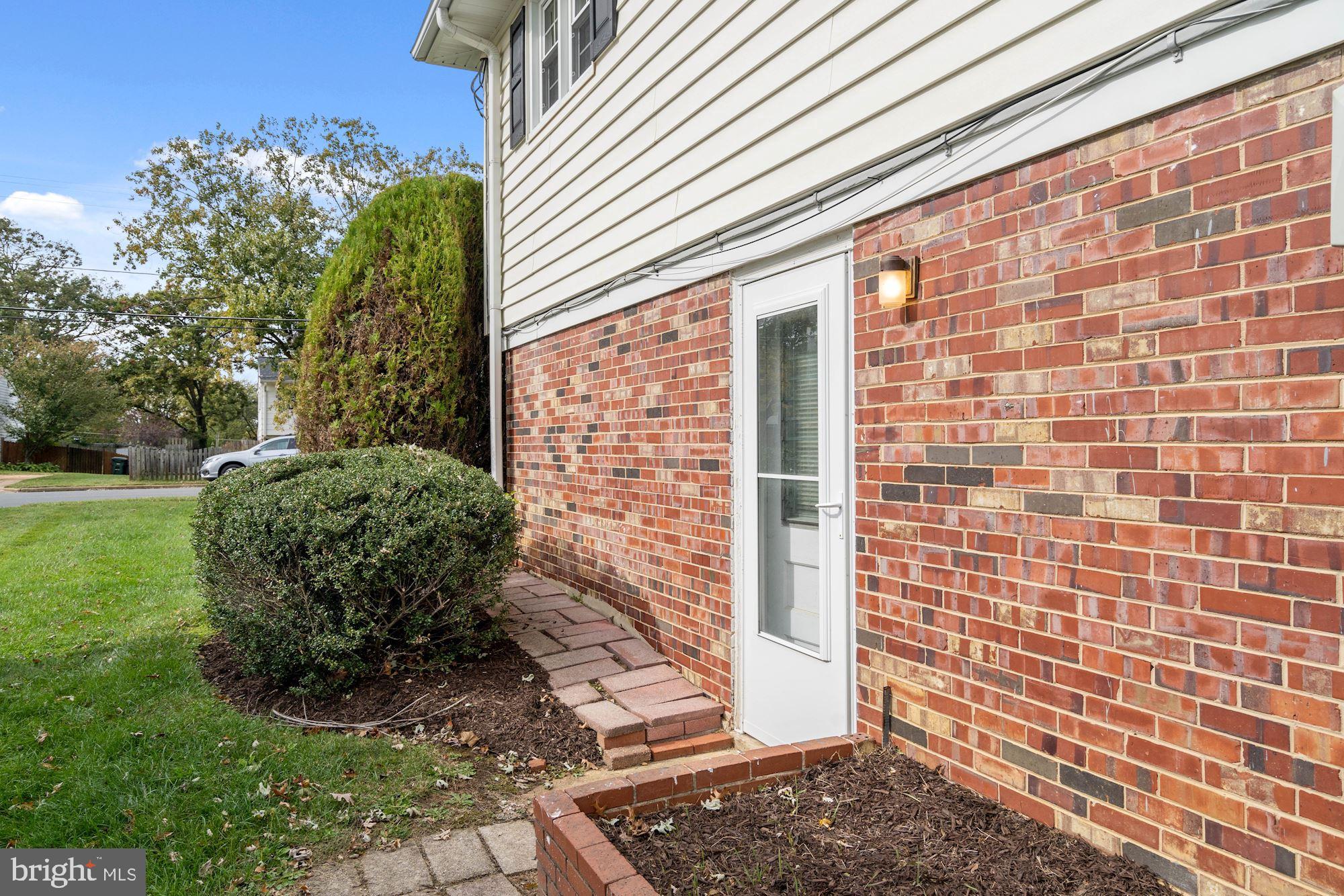 6105 Craft Road Alexandria, VA 22310 - Photo 40 of 44