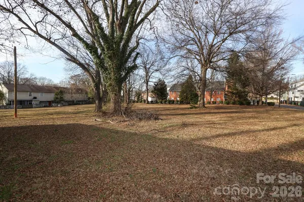 $488,000 | 505 Campus Street, Charlotte, NC 28216