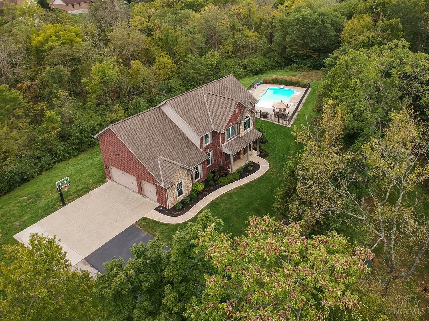 5760 Day Road Cincinnati, OH 45252 - Photo 2 of 31