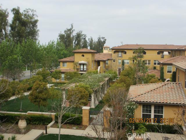 87 Long Irvine, CA 92620 - Photo 1 of 1 an aerial view of multiple house