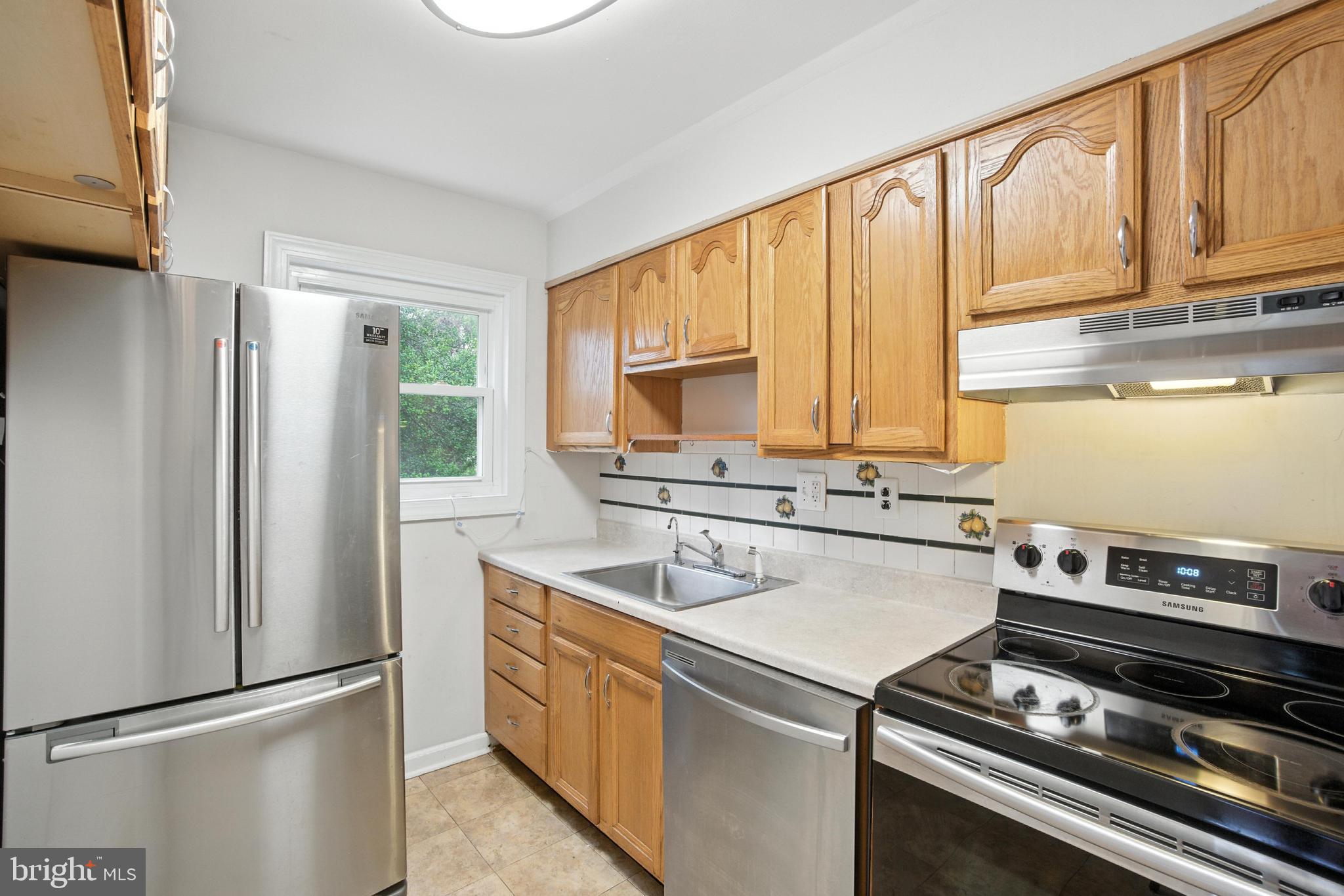 2816 Denley Place Silver Spring, MD 20906 - Photo 9 of 40