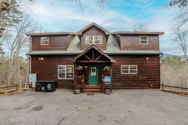 $1,499,990 | 4170 Chamberlain Lane, Sevierville, TN 37862