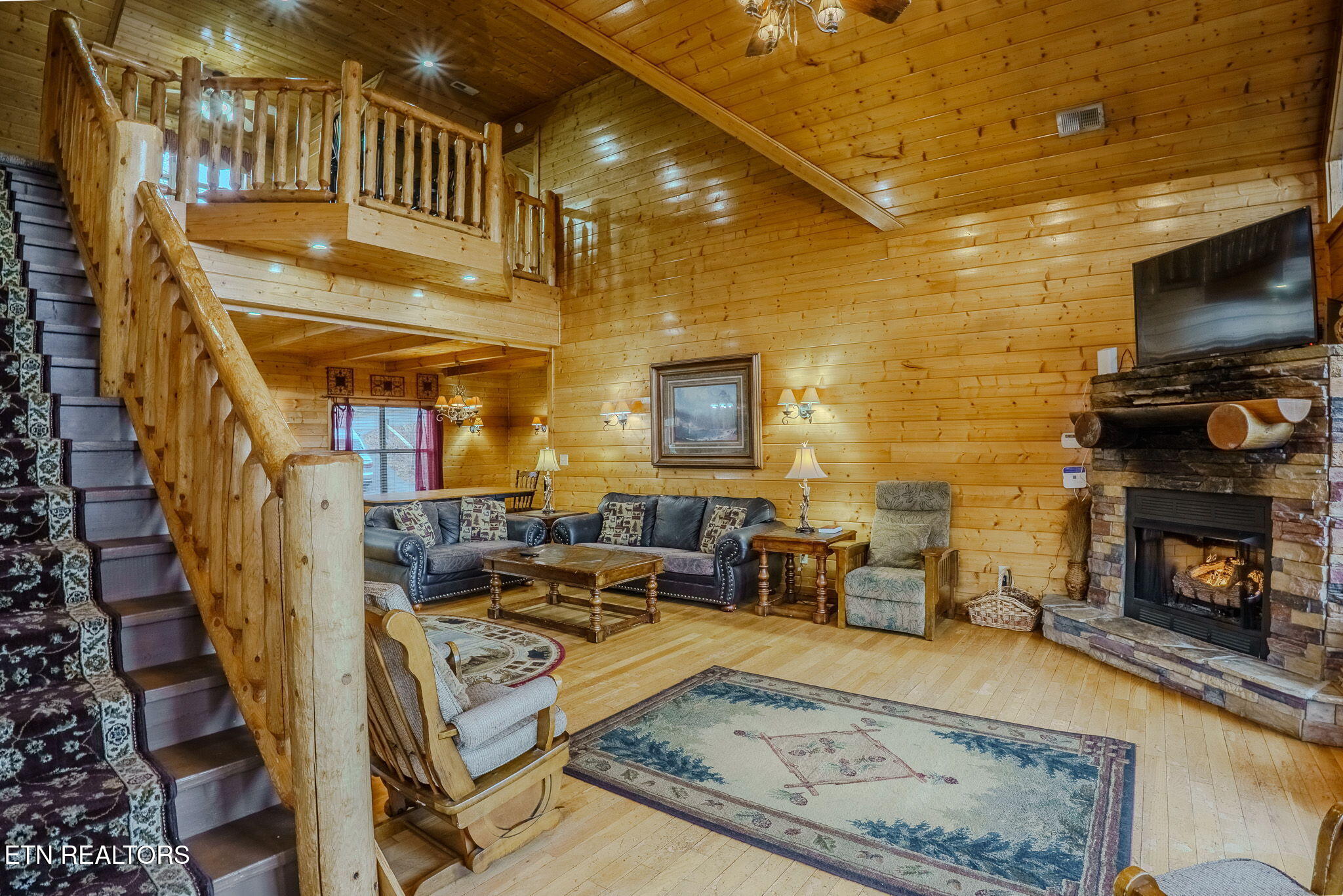 4170 Chamberlain Lane Sevierville, TN 37862 - Photo 4 of 52 12-web-or-mls-_DSC4646-HDR