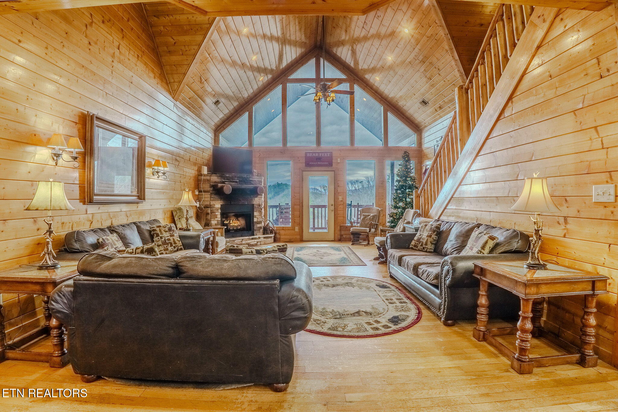 4170 Chamberlain Lane Sevierville, TN 37862 - Photo 5 of 52 10-web-or-mls-_DSC4531-HDR