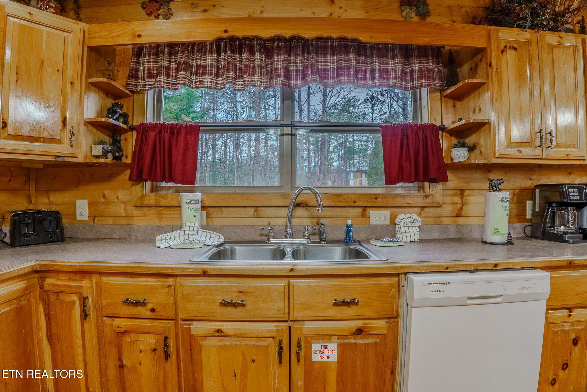 4170 Chamberlain Lane Sevierville, TN 37862 - Photo 10 of 53 8-web-or-mls-_DSC4476-HDR