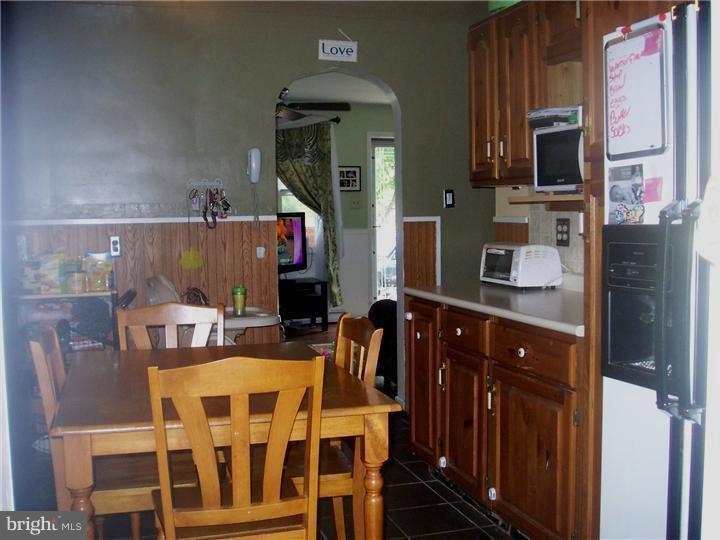 321 Lilac Lane Delanco, NJ 08075 - Photo 5 of 6 Kitchen