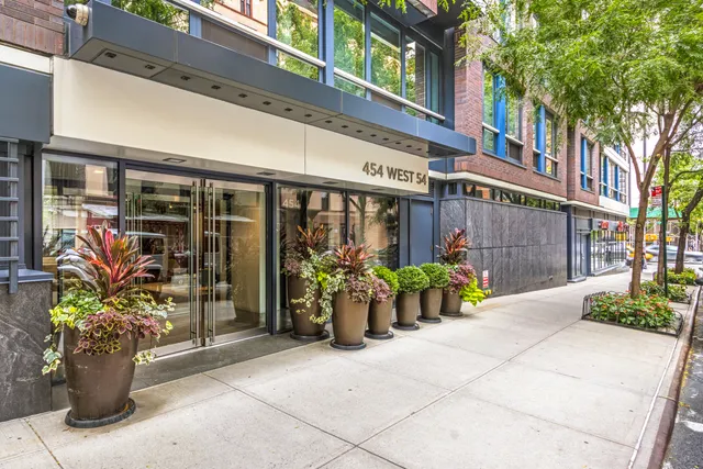 $1,950,000 | 454 West 54th Street, Unit 3M | Hell's Kitchen