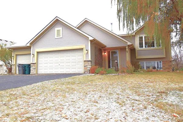 $360,000 | 1113 East Cheyenne Street, Roberts, WI 54023