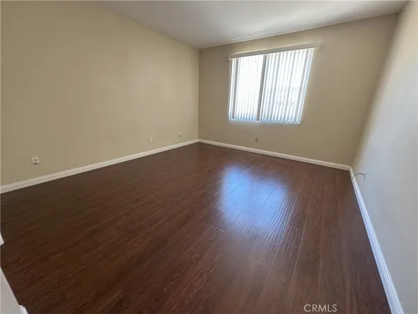 $2,400 | 13352 Pleasant View Street, Oak Hills, CA 92344