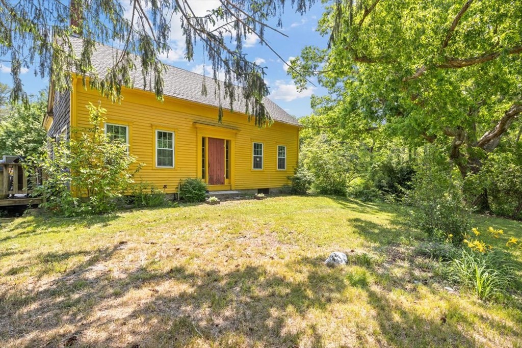 60 Marion Road Middleboro, MA 02346 - Photo 3 of 28 Gallery Image 3