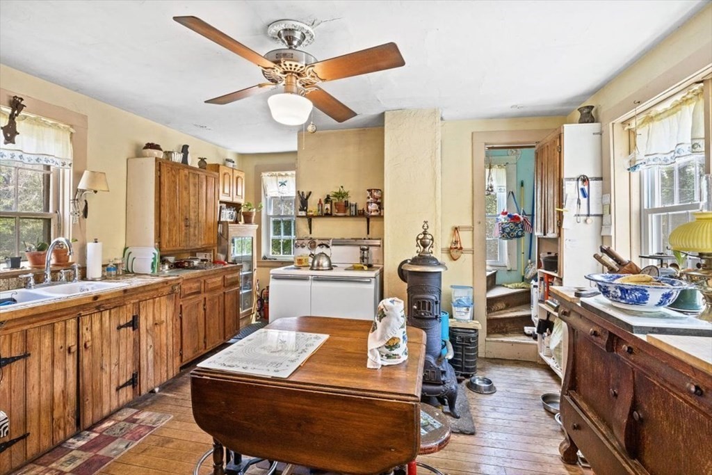 60 Marion Road Middleboro, MA 02346 - Photo 5 of 28 Gallery Image 5