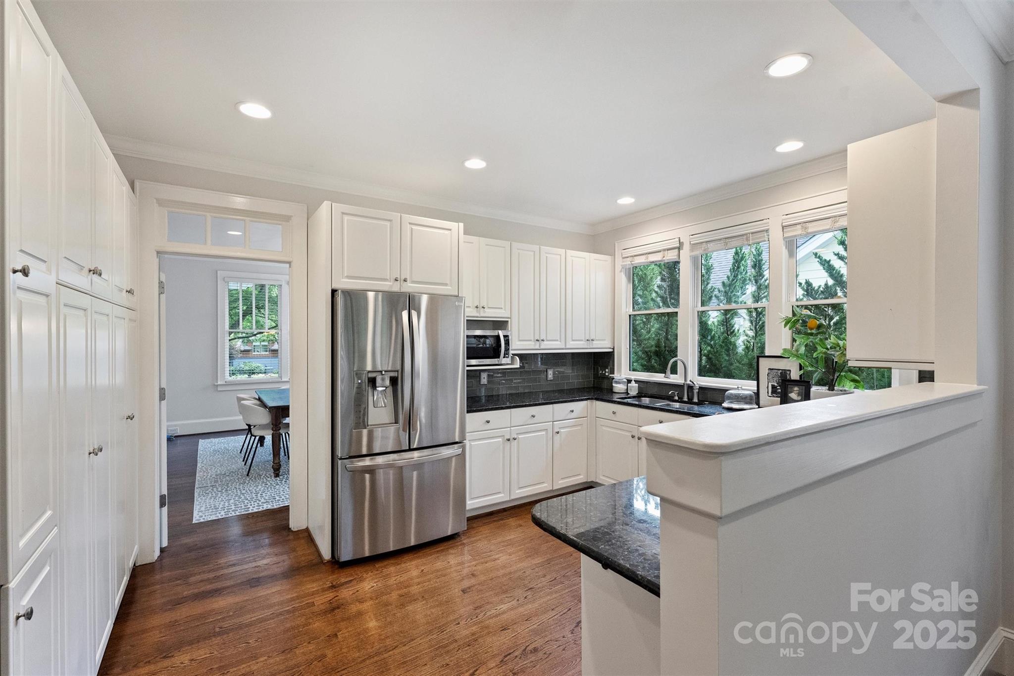 2223 Club Road Charlotte, NC 28205 - Photo 11 of 43 Gallery Image 11