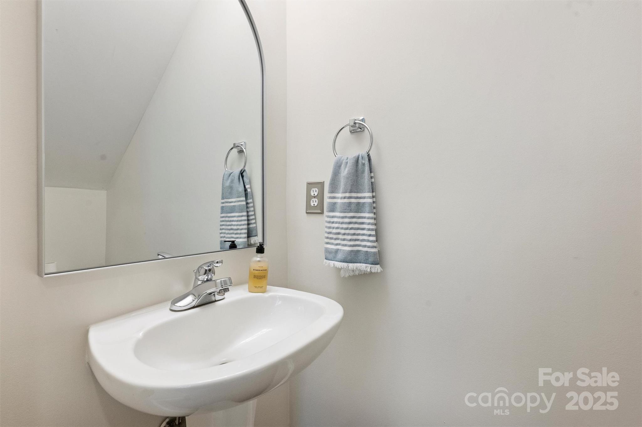 2223 Club Road Charlotte, NC 28205 - Photo 18 of 43 Gallery Image 18