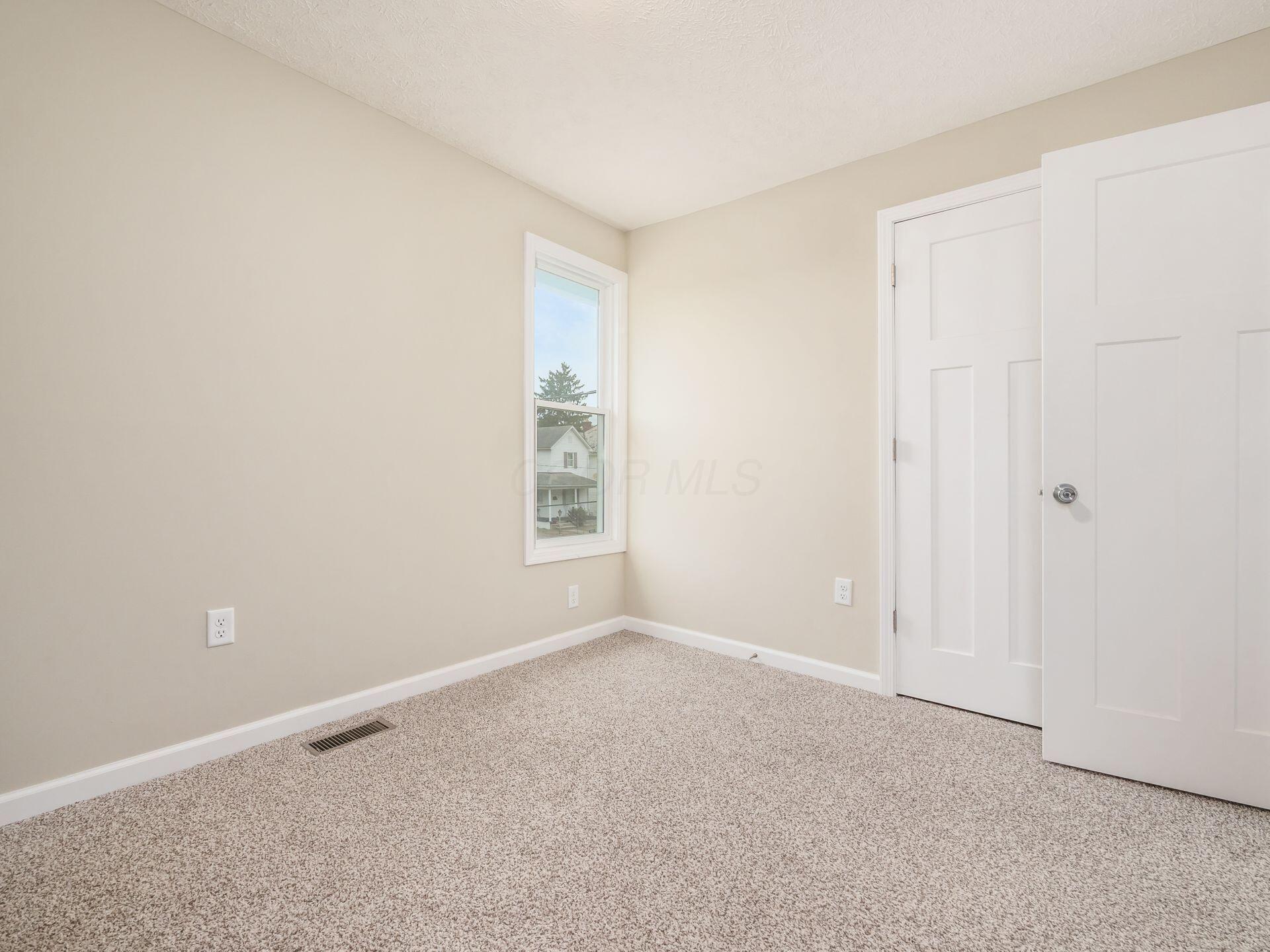 334 North Maple Street Lancaster, OH 43130 - Photo 20 of 25 Bedroom