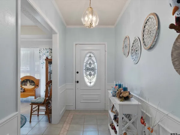 $324,900 | 306 Pueblo Drive, Gilmer, TX 75644