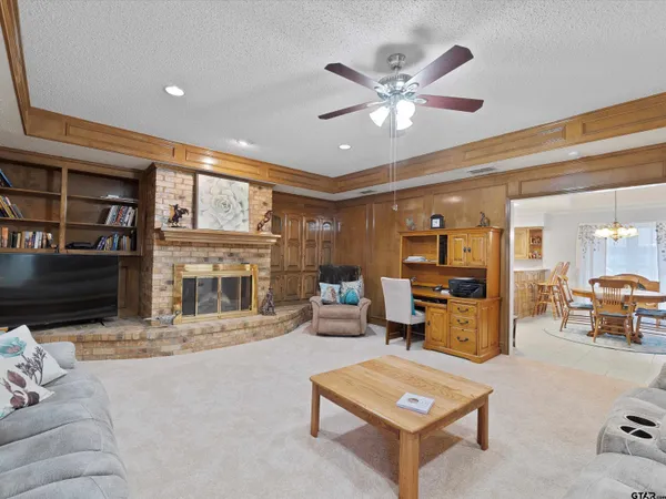 $324,900 | 306 Pueblo Drive, Gilmer, TX 75644