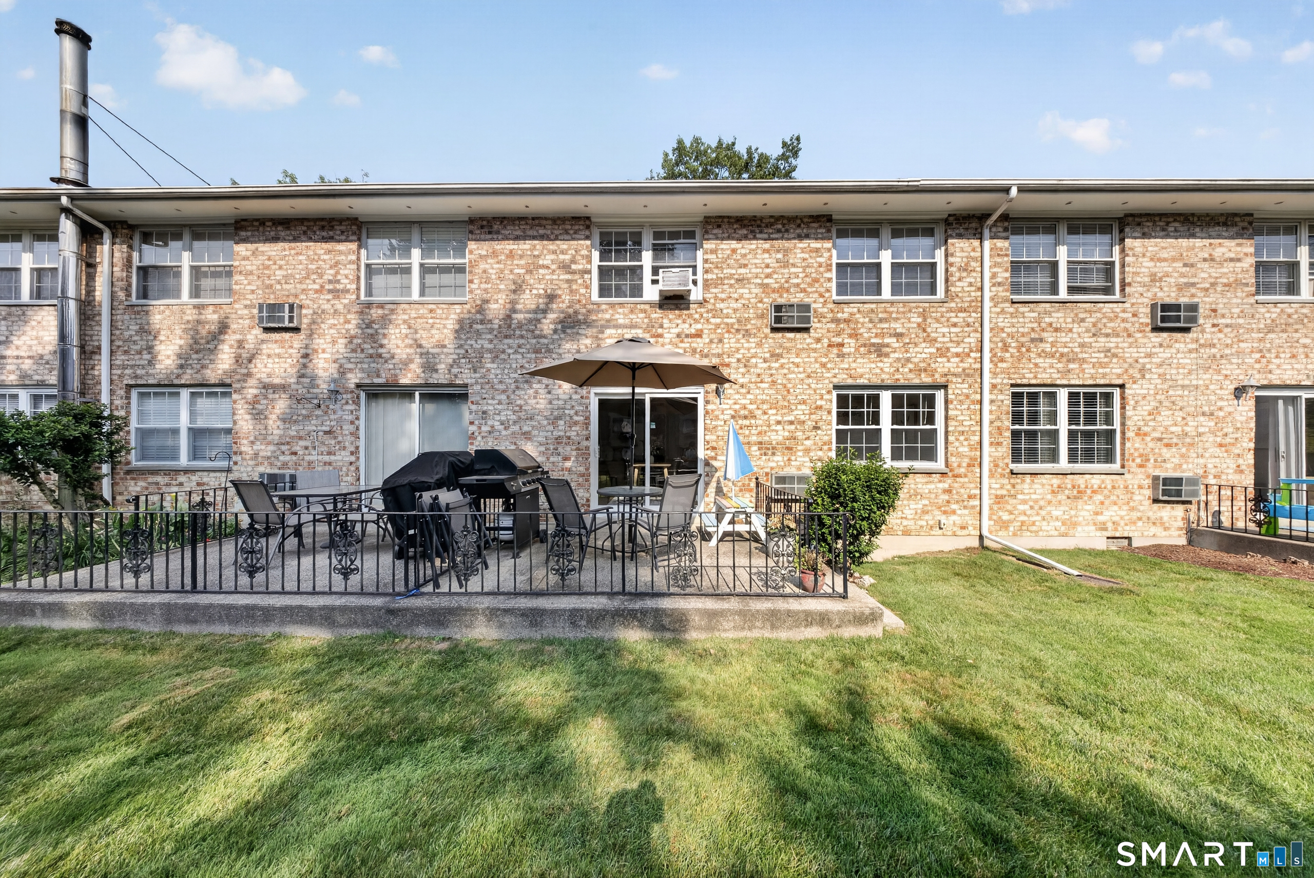35 Woodway Road, Unit A8 Stamford, CT 06907 - Photo 25 of 40