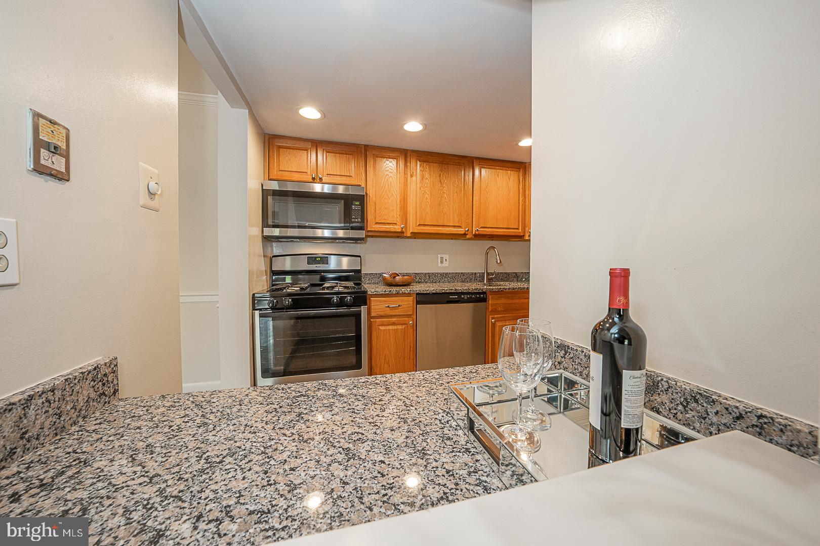 258 Old Forge Crossing Devon, PA 19333 - Photo 14 of 36 Granite countertops