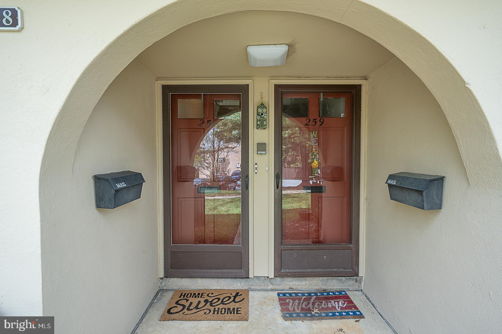 258 Old Forge Crossing Devon, PA 19333 - Photo 2 of 36