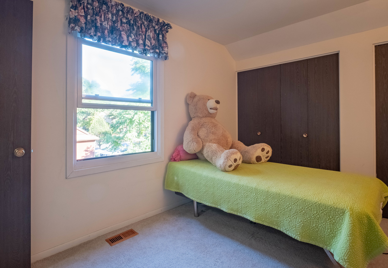 335 Shadow Bend Drive Wheeling, IL 60090 - Photo 16 of 21 a bedroom with a bed and a window