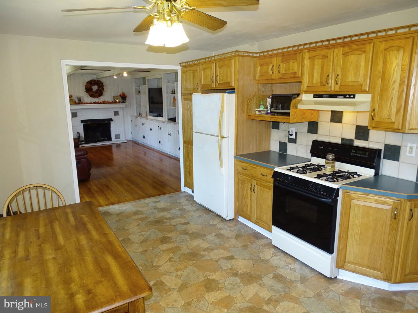 2650 Windy Bush Road Newtown, PA 18940 - Photo 7 of 25 Gallery Image 7