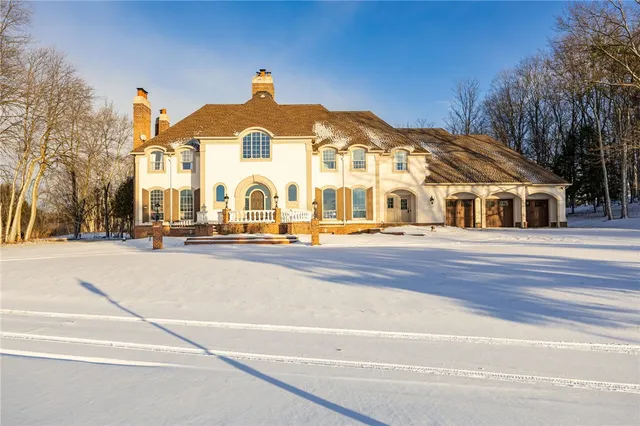 $699,000 | 20 Windham Hill, Mendon, NY 14506