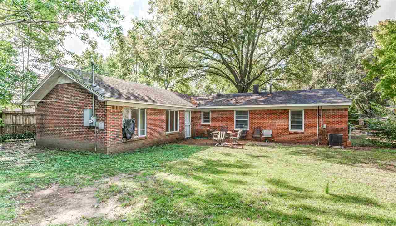 1422 Wilbec Road Memphis, TN 38117 - Photo 19 of 22 front view of a house with a yard