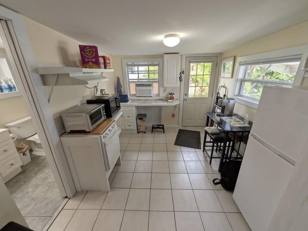 265 Lee Avenue Key Largo, FL 33037 - Photo 27 of 28 PXL_20260409_165518513