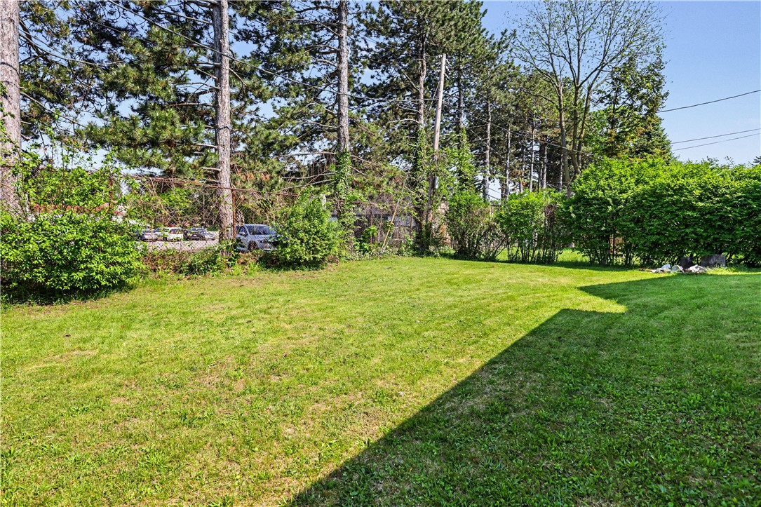 33 Beresford Road Rochester, NY 14610 - Photo 5 of 30