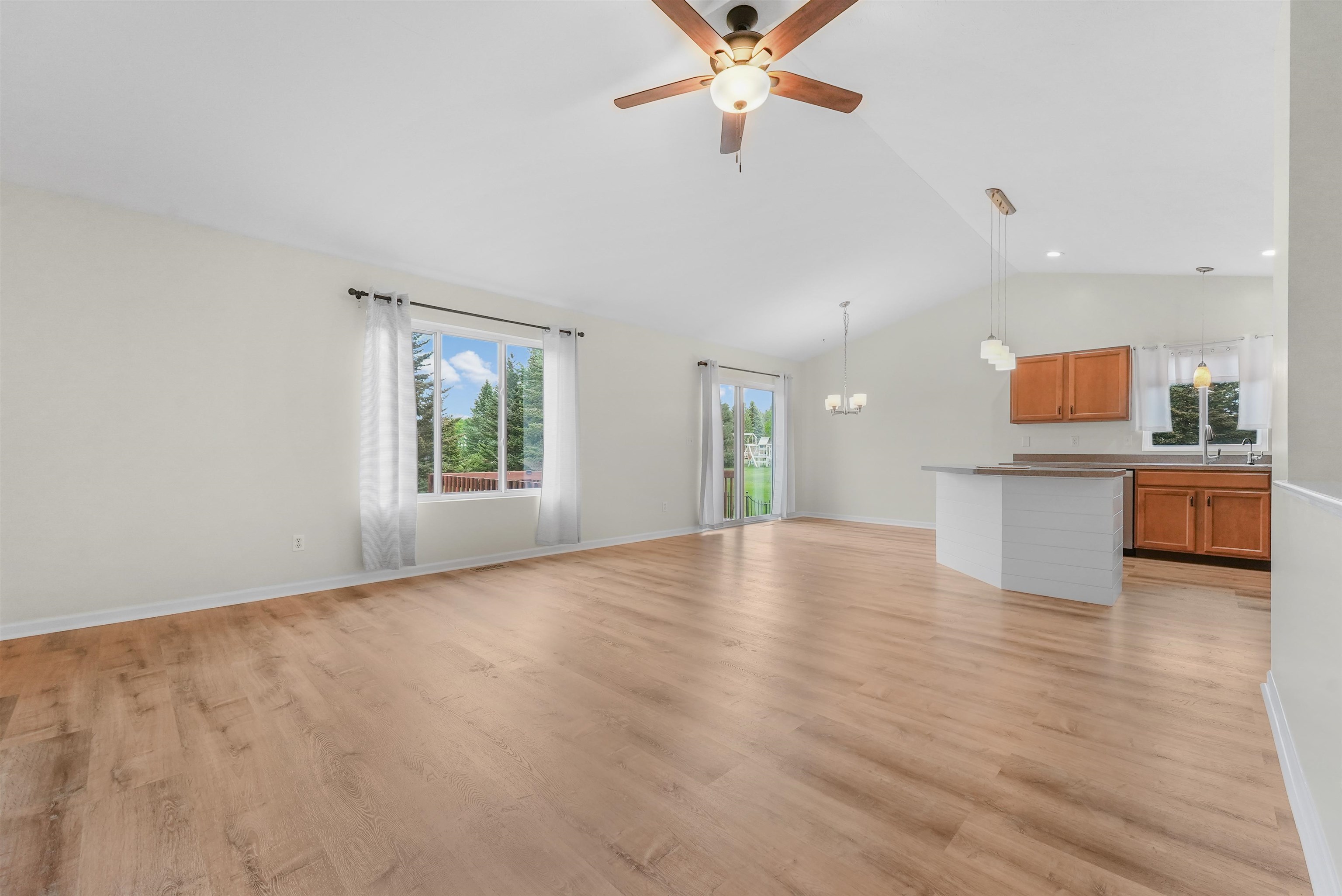 672 Strohm Road Traverse City, MI 49696 - Photo 13 of 46