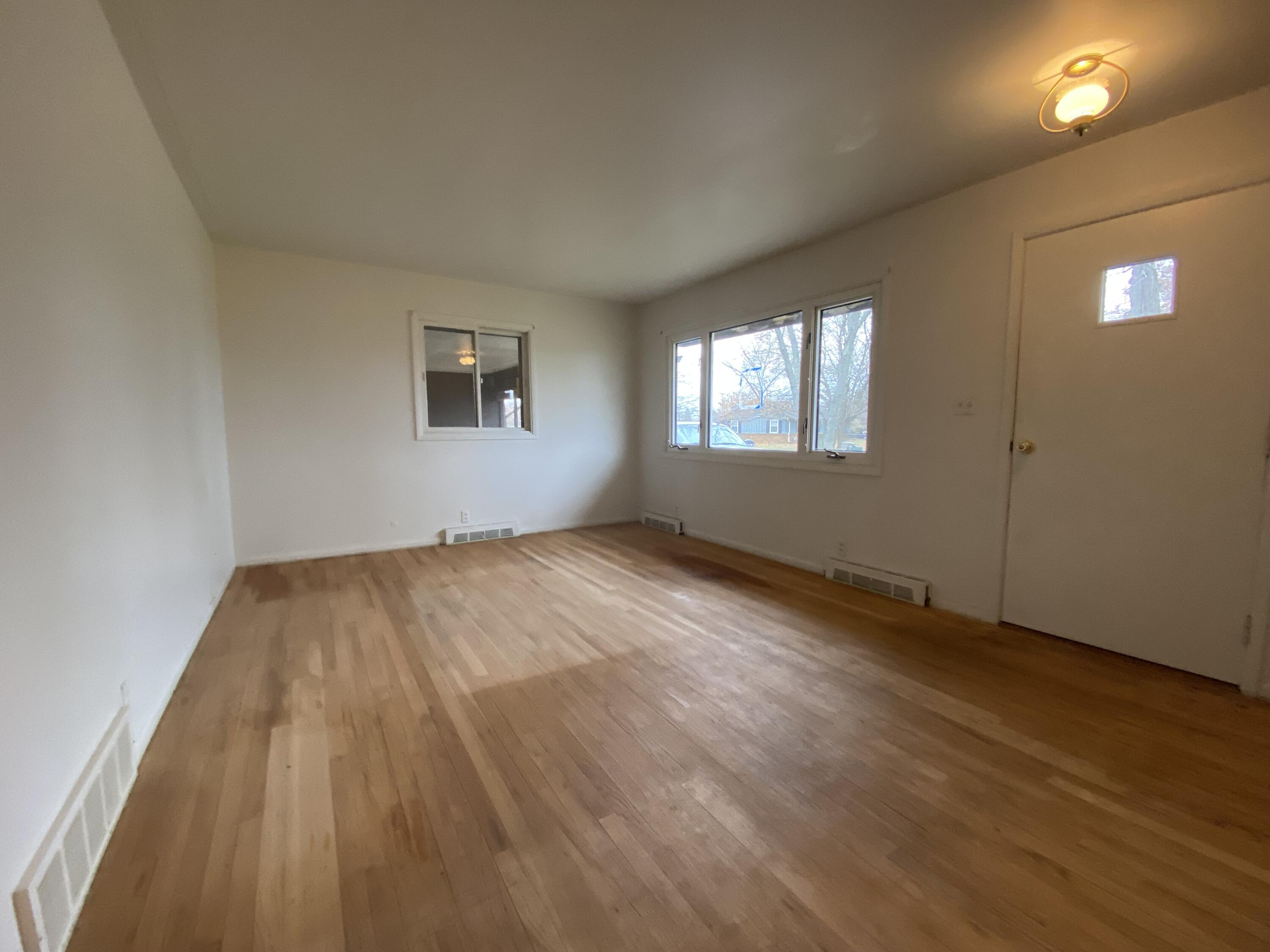 515 Cherry Lane Decatur, MI 49045 - Photo 5 of 13 IMG-1632