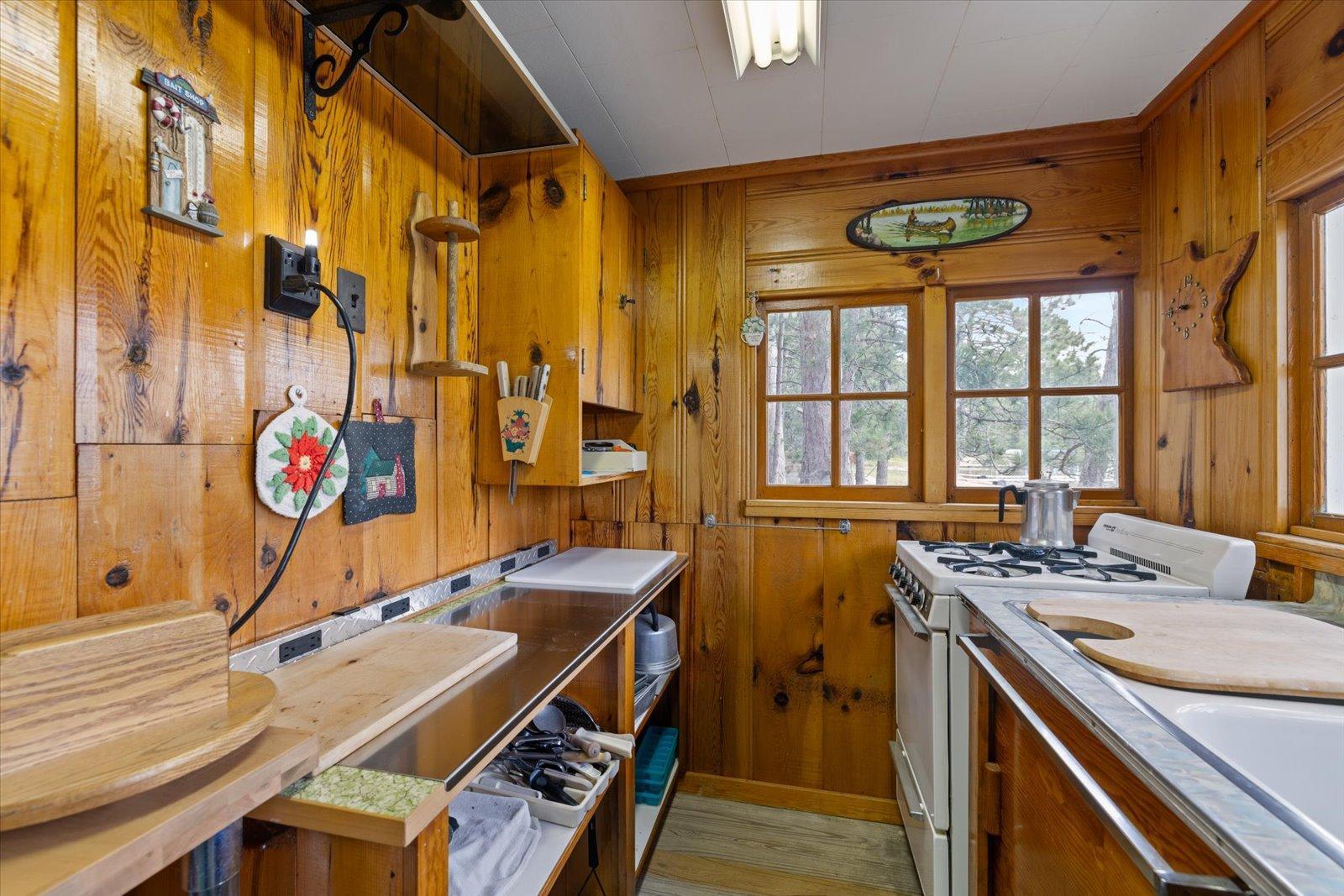 66561 Bayview Road Effie, MN 56639 - Photo 8 of 24