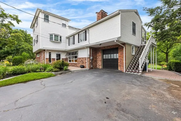 $1,495,000 | 409 Haverhill Street, Reading, MA 01867