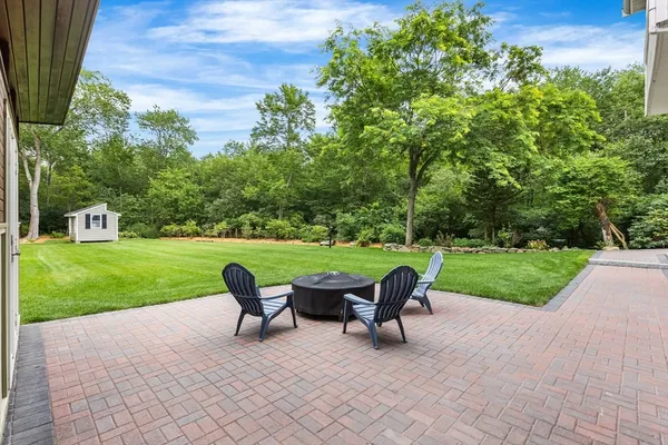 a view of a garden and patio