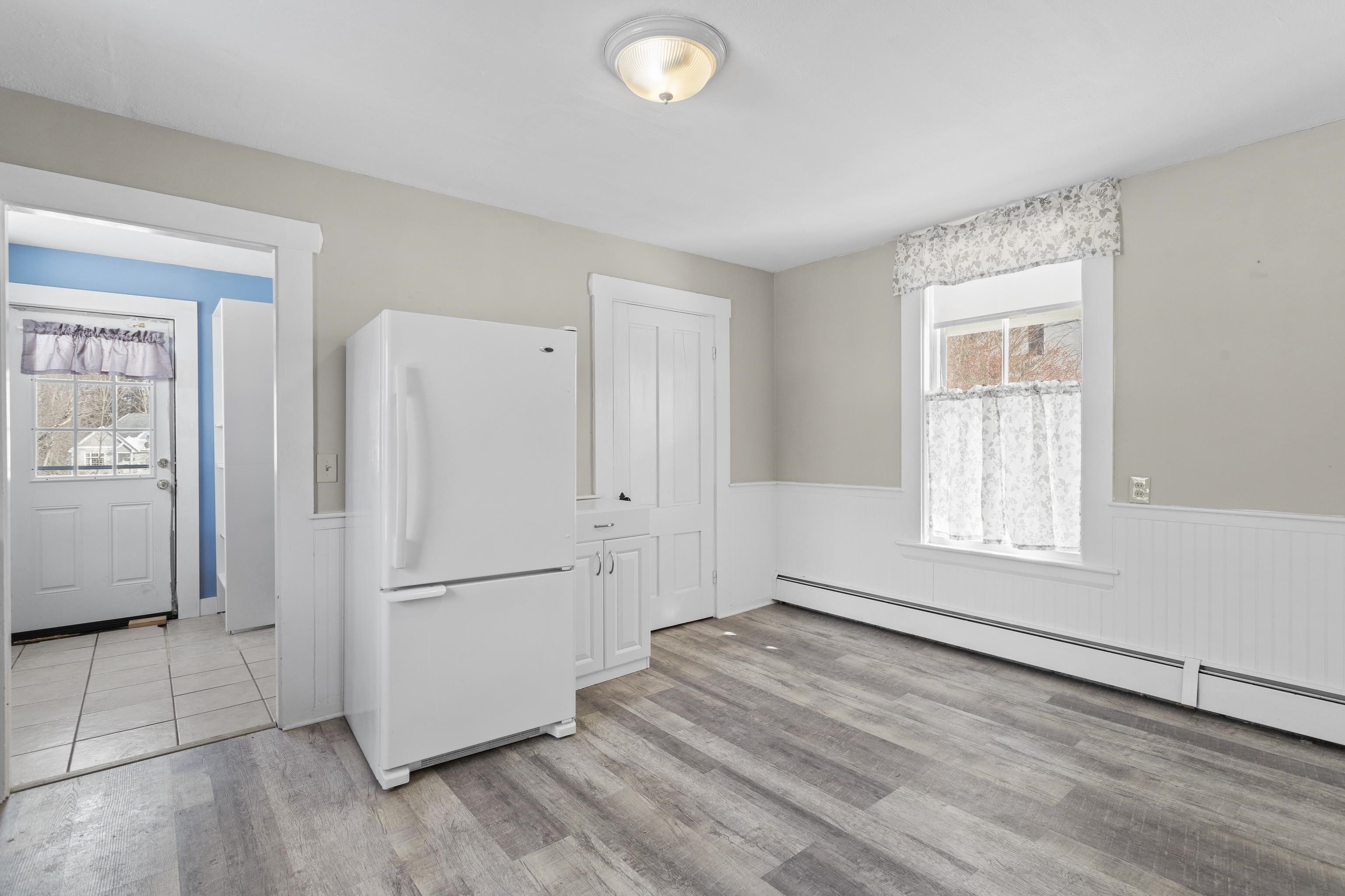 28 Back River Road Dover, NH 03820 - Photo 6 of 58