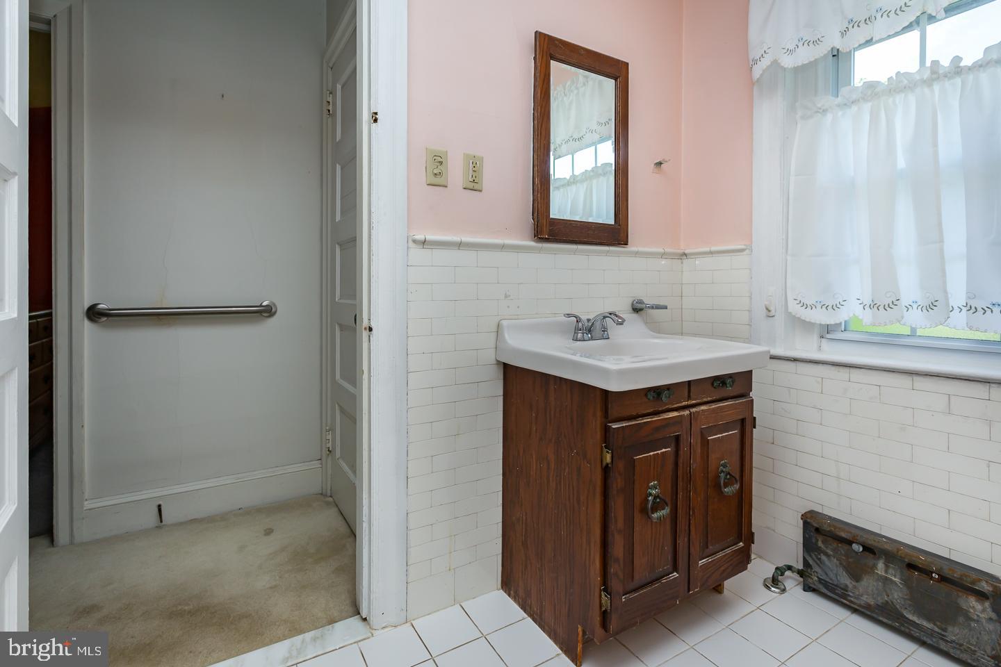 156 Edgemont Avenue Ardmore, PA 19003 - Photo 27 of 31