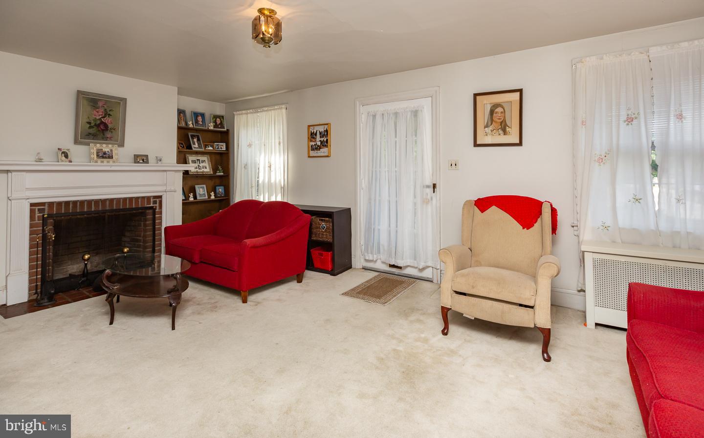 156 Edgemont Avenue Ardmore, PA 19003 - Photo 7 of 31