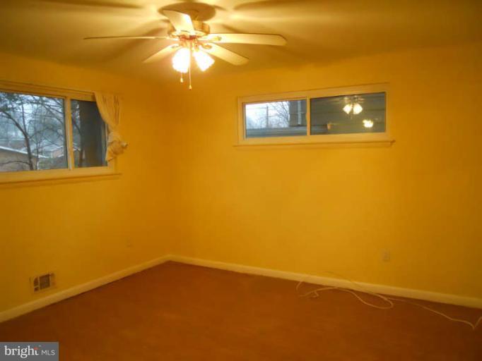 804 Kenbrook Drive Silver Spring, MD 20902 - Photo 10 of 30 Dining Room
