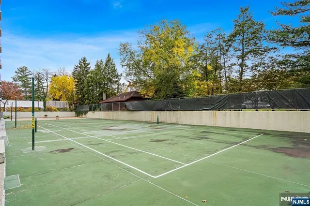 $799,900 | 245 Prospect Avenue, Unit PHB, Hackensack, NJ 07601