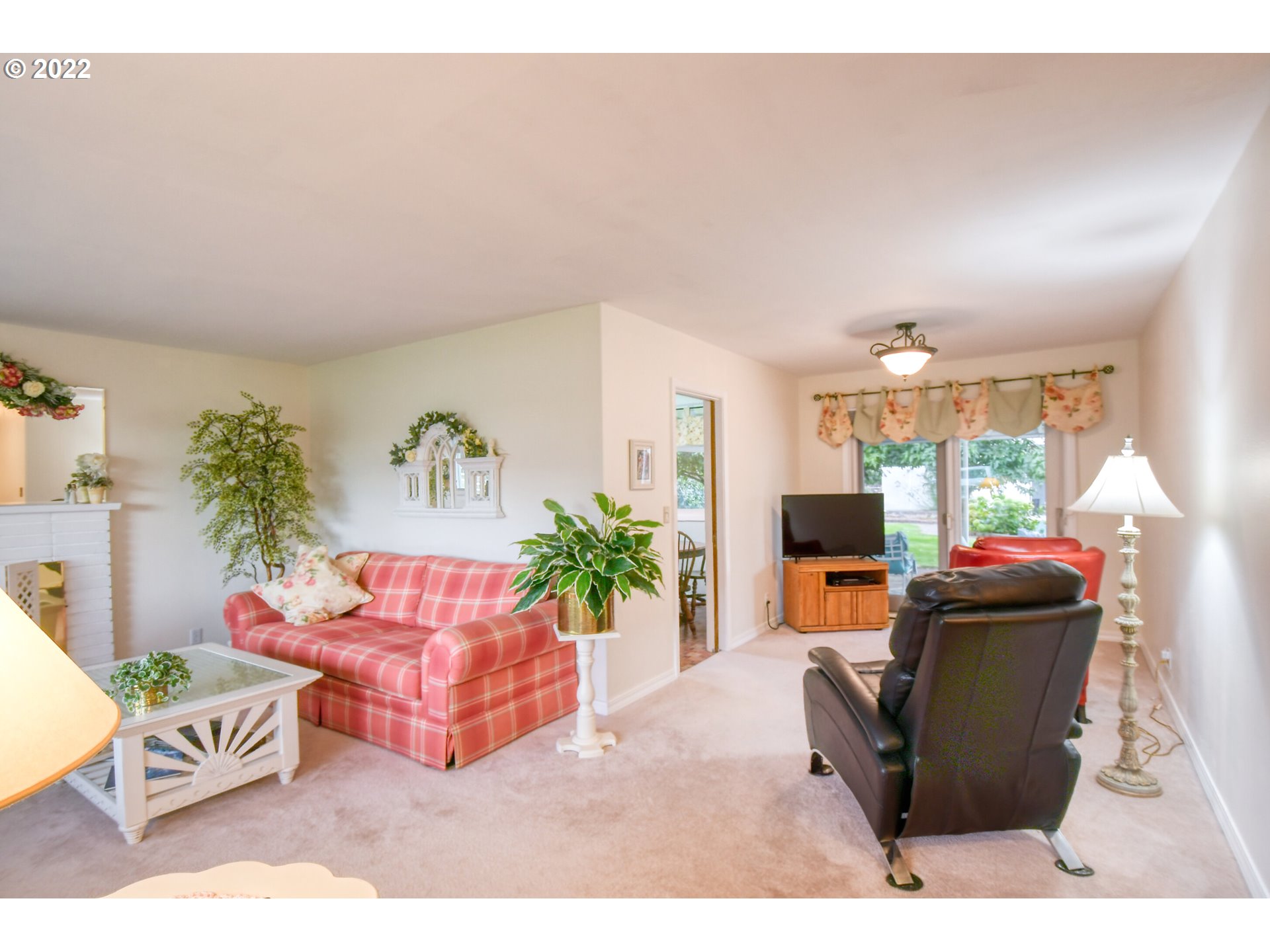 4239 Southwest Broadlane Avenue Pendleton, OR 97801 - Photo 6 of 32 Gallery Image 6