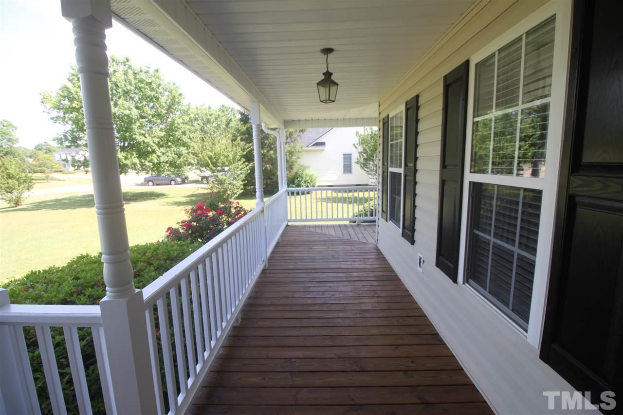 1017 Red Brick Road Garner, NC 27529 - Photo 4 of 25
