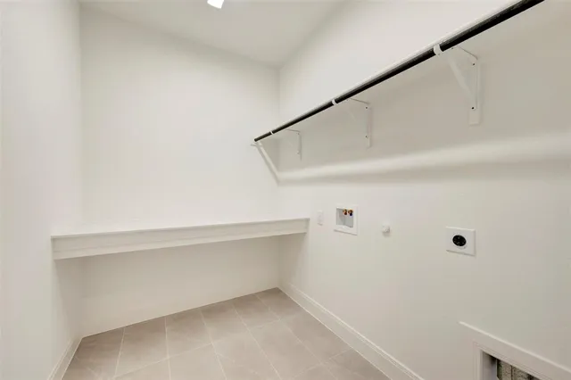 $469,789 | 1020 Violet Drive, Crowley, TX 76036