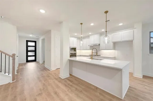 $469,789 | 1020 Violet Drive, Crowley, TX 76036