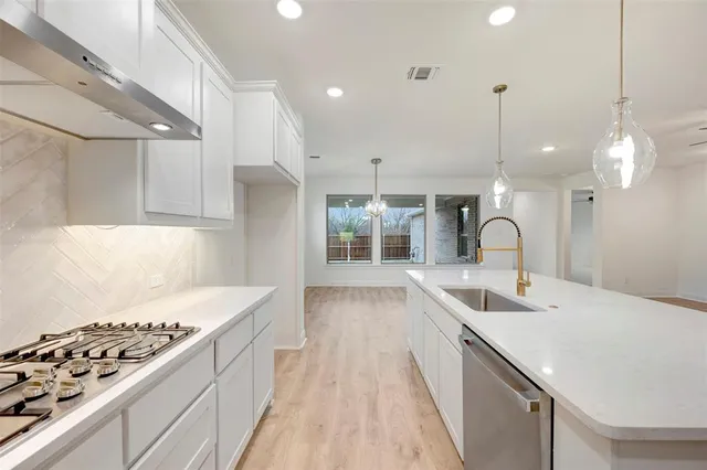 $469,789 | 1020 Violet Drive, Crowley, TX 76036