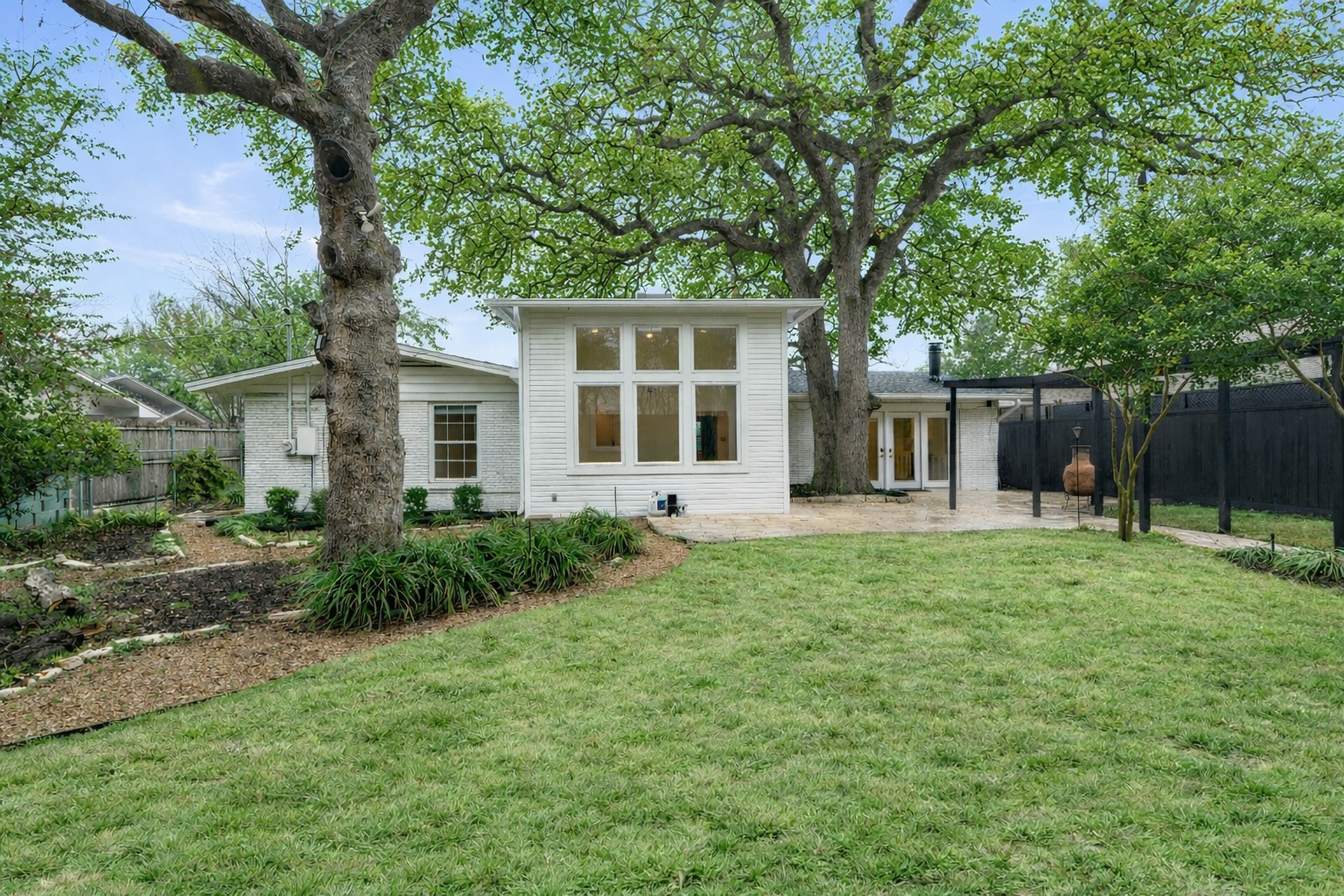 2404 Westover Road Austin, TX 78703 - Photo 13 of 13 front view of a house with a yard