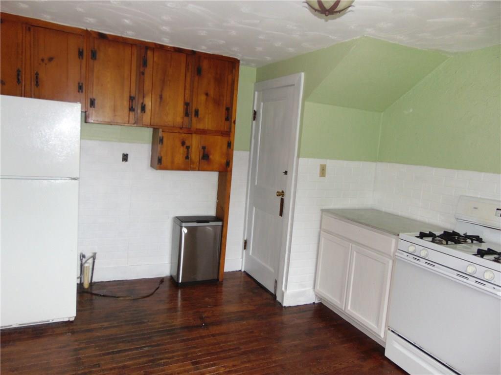 806 Main Street Addison, PA 15411 - Photo 4 of 11