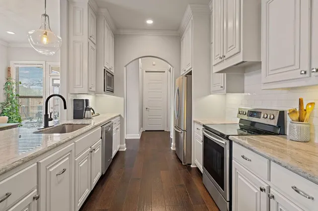 $374,999 | 40020 Wood Duck Court, Gonzales, LA 70737