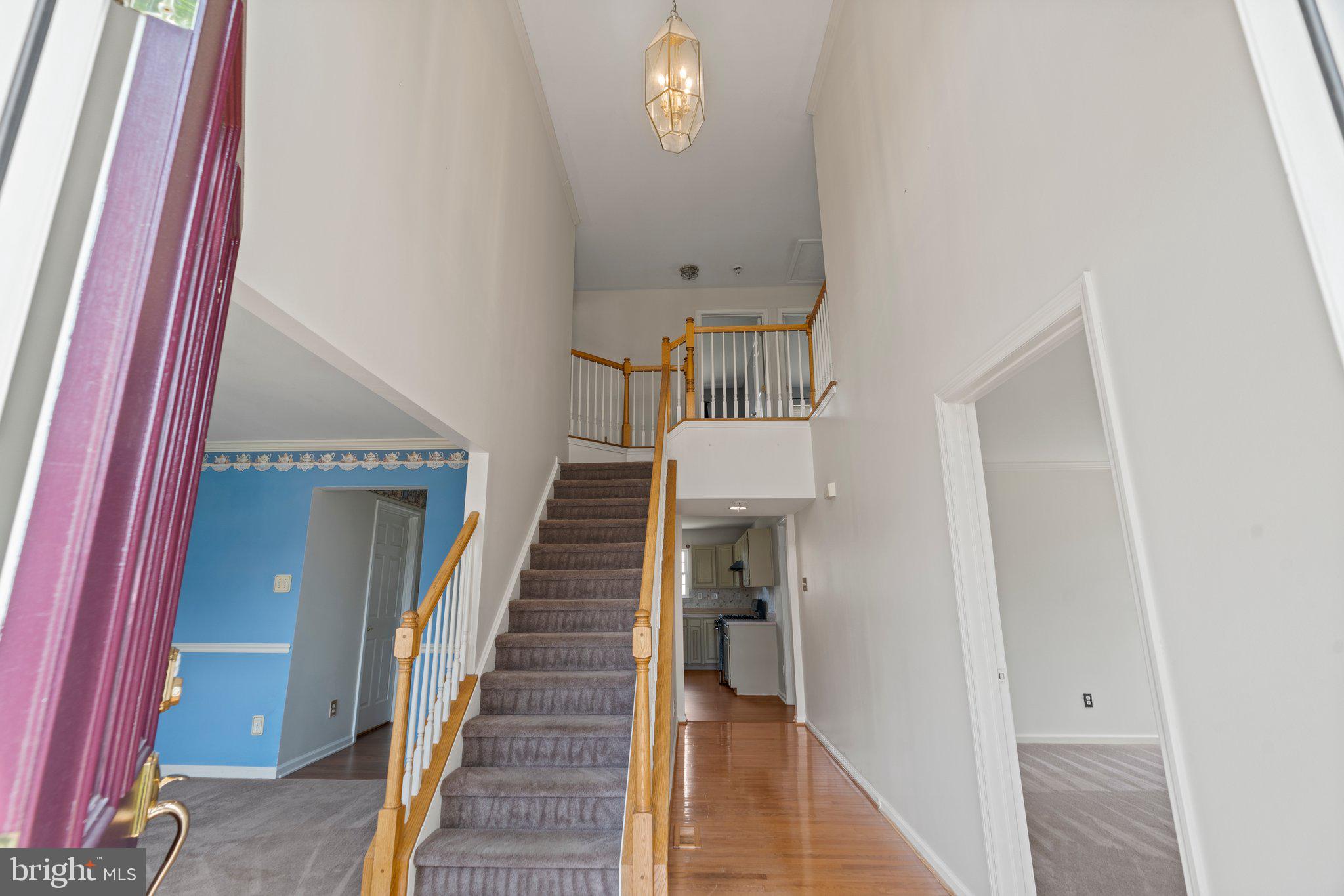 9 Lexington Park Road Sicklerville, NJ 08081 - Photo 3 of 38 Gallery Image 3