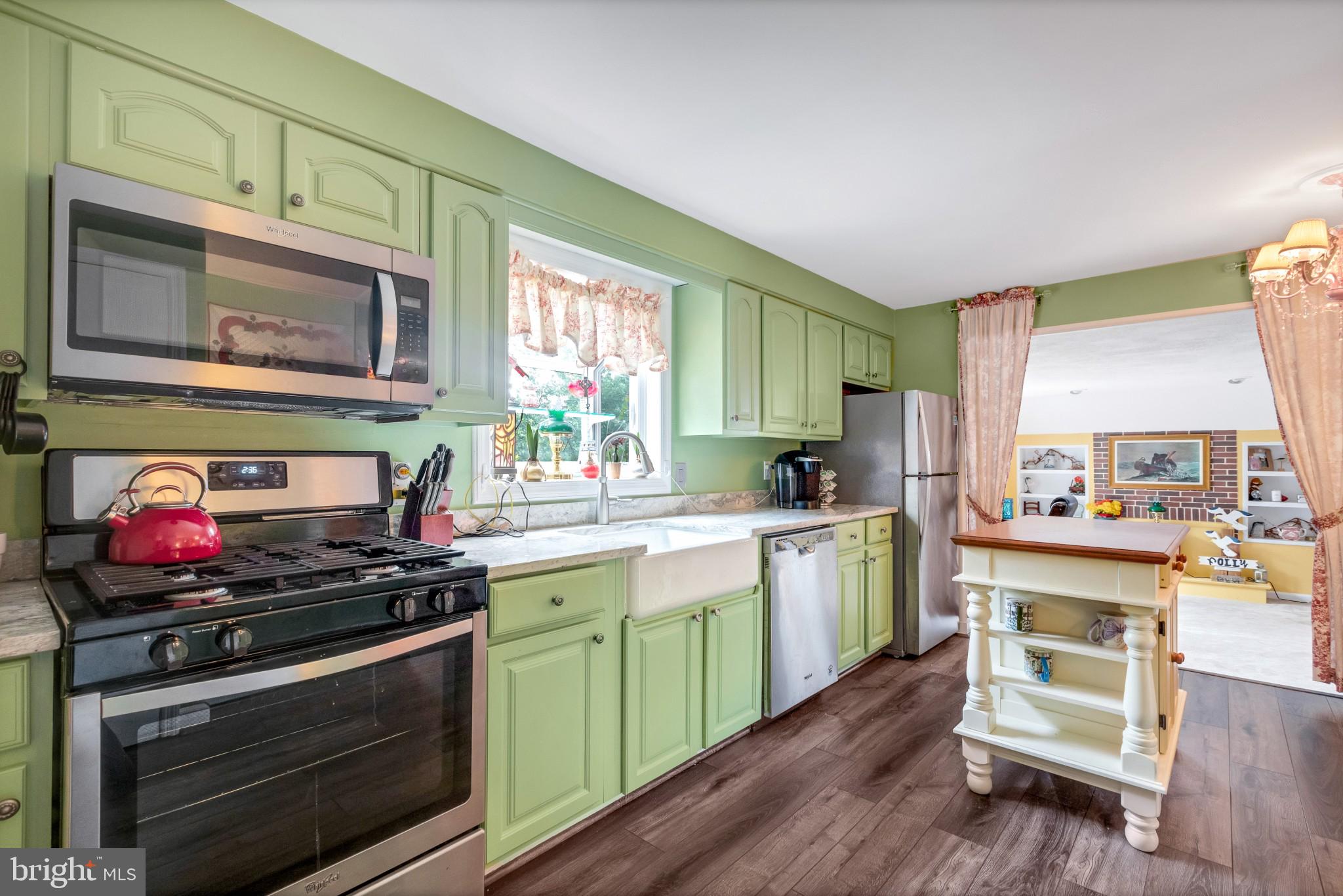 141 Pearl Croft Road Cherry Hill, NJ 08034 - Photo 12 of 36 Kitchen