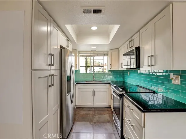 $590,000 | 23391 La Crescenta, Mission Viejo, CA 92691